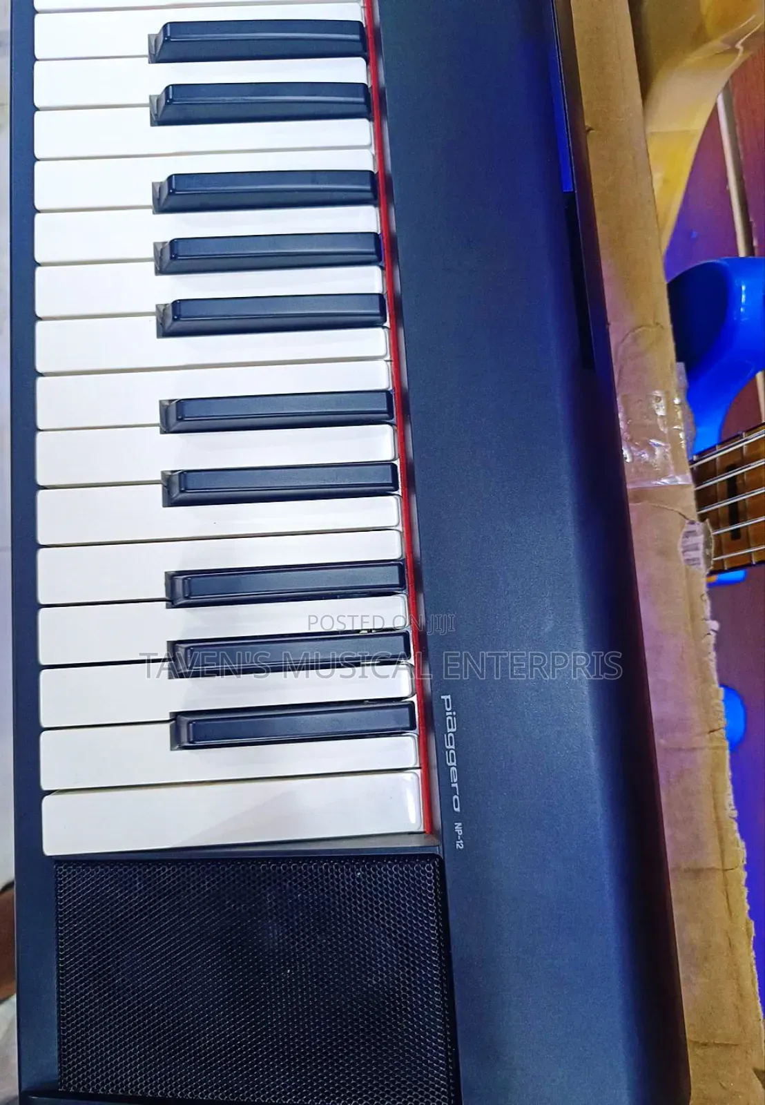 Yamaha Piaggero NP-12 Keyboard