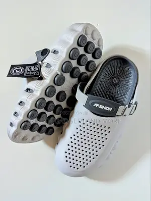 Crocs Fashion Shoe