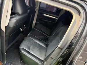Toyota Hilux 2021 Black