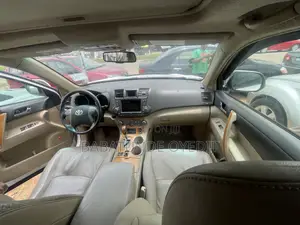 Toyota Highlander Hybrid Limited 2008 White