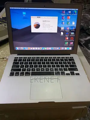 Laptop Apple MacBook Air 4GB Intel Core Ultra 7 HDD+SSD 128GB