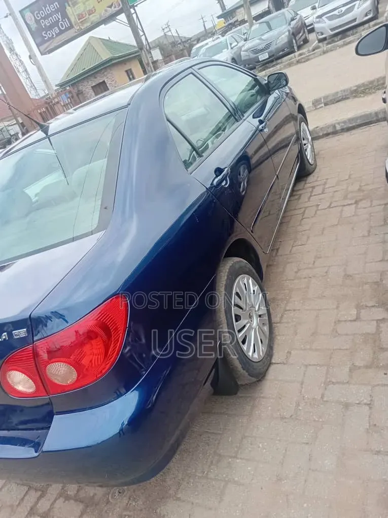Toyota Corolla 2005 Blue
