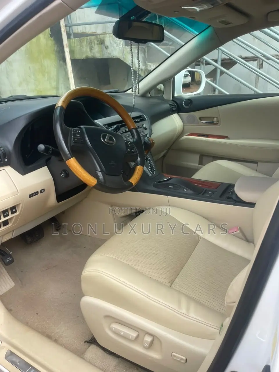 Lexus RX 2010 White