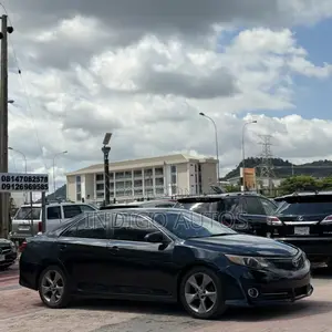 Toyota Camry SE 4dr Sedan (2.5L 4cyl 6A) 2012 Teal