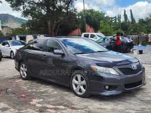 Toyota Camry 2009 Gray