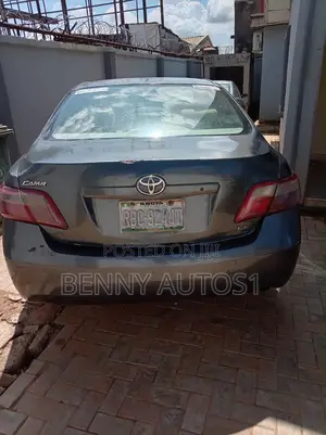 Toyota Camry 2.4 LE 2008 Gray