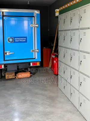 Mini Warehouse to Let