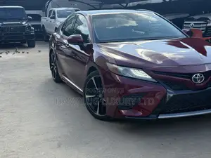 Toyota Camry 2019 Red