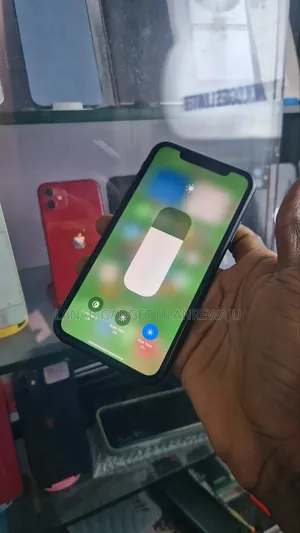 Apple iPhone XR 64 GB Black