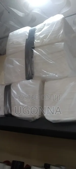 Oil Absorbent Pad 100pcs