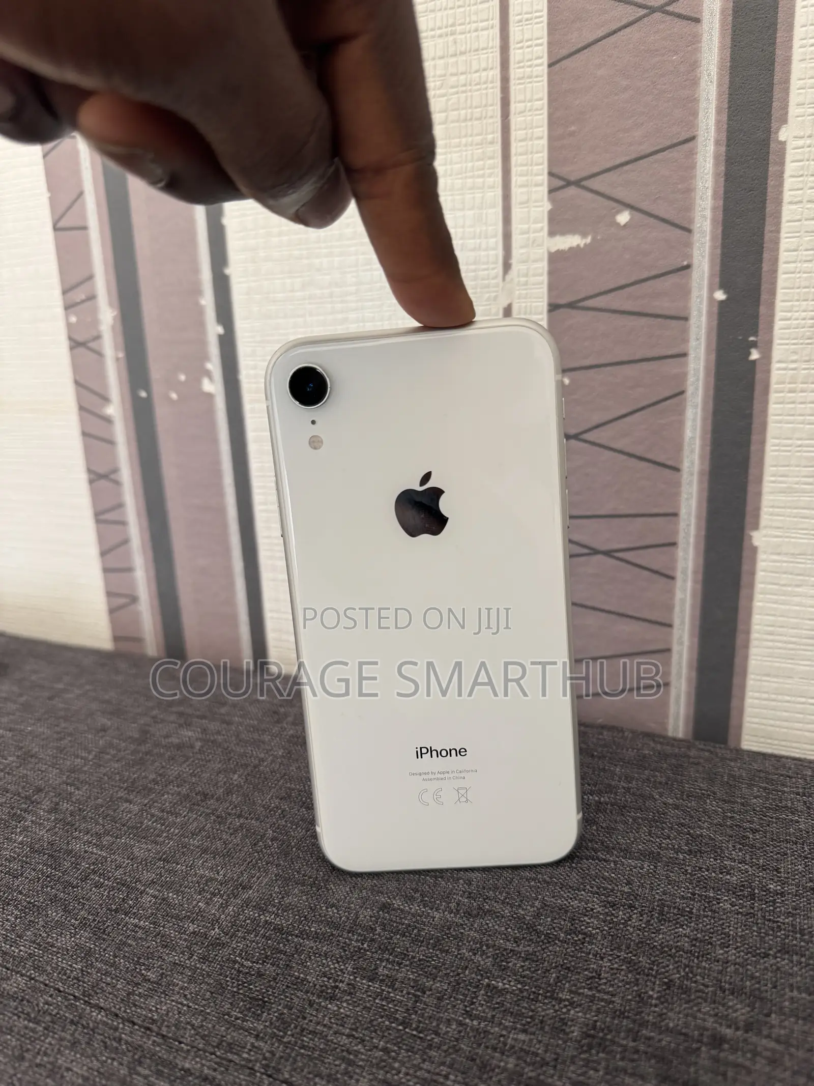 Apple iPhone XR 128 GB White