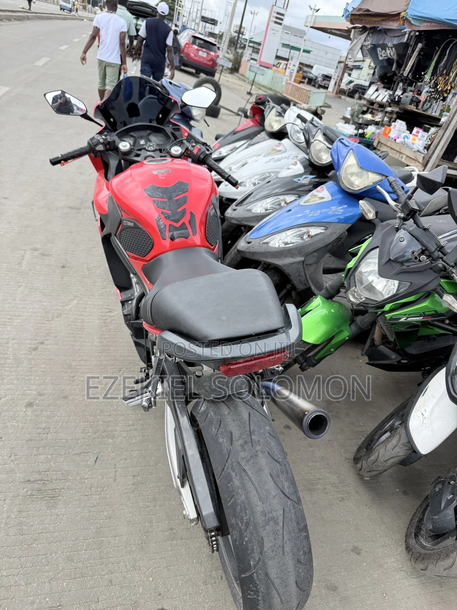 Honda CBR 2014 Red