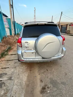 Toyota RAV4 2008 Silver