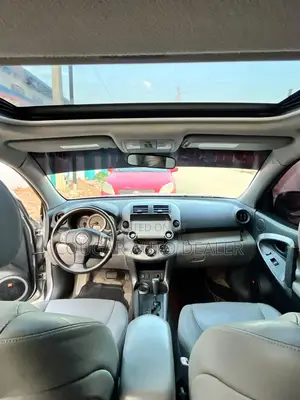 Toyota RAV4 2008 Silver