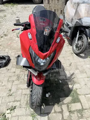 Honda CBR 2014 Red