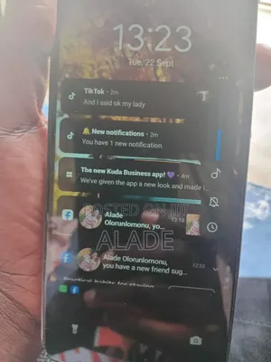 Tecno Spark 20 128 GB White