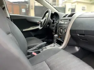 Toyota Corolla 2012 Black