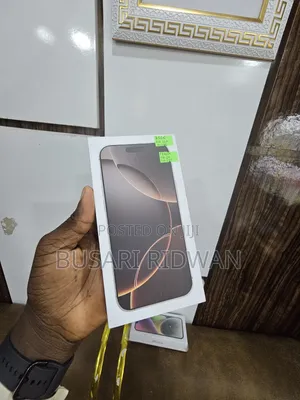 New Apple iPhone 16 Pro Max 256 GB Graphite