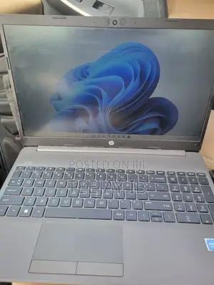 Laptop HP 8GB Intel Celeron HDD+SSD 750GB
