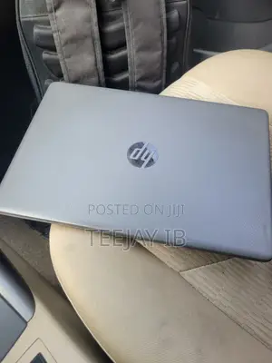 Laptop HP 8GB Intel Celeron HDD+SSD 750GB