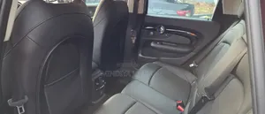 Mini Clubman 2018 Burgundy