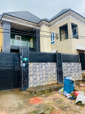 4bdrm Block of Flats in Oshimili South for sale