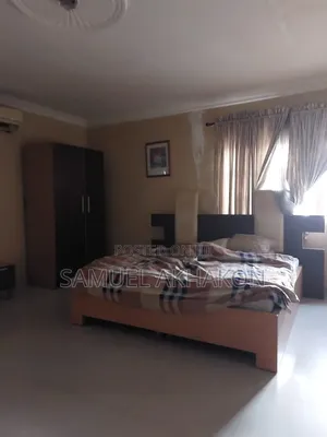 13 Room Hotel With 2 Staff Rooms and Guests Chalet