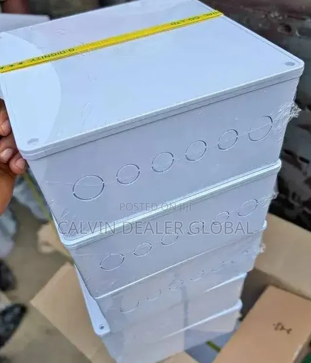 12by12 Adaptable Box