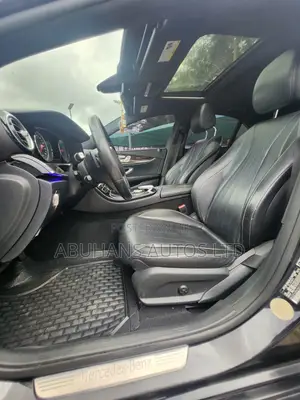 Mercedes-Benz E300 2016 Black