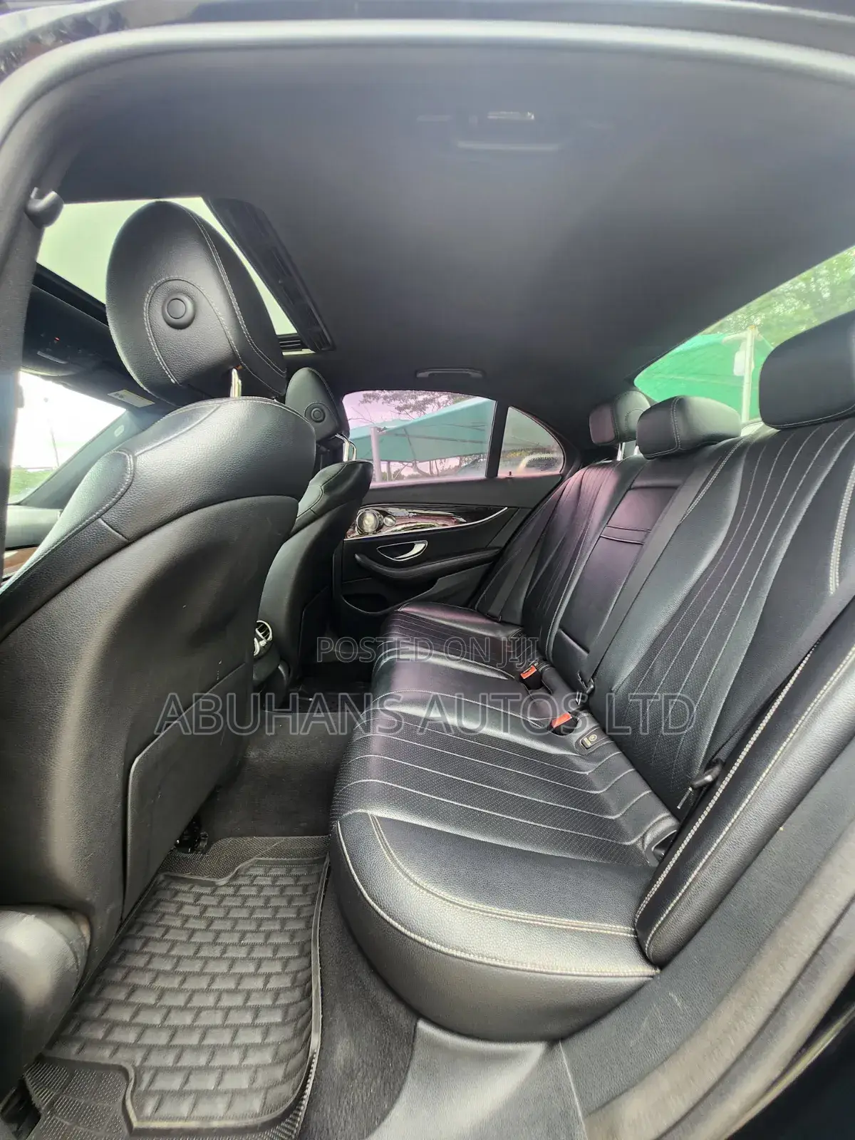Mercedes-Benz E300 2016 Black