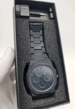 All-Black Matte Quartz Wristwatch With Link Adjustment Tool