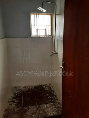 3bdrm Block of Flats in Egbeda for rent