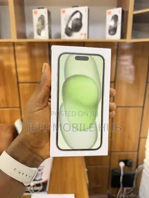 New Apple iPhone 15 128 GB Green