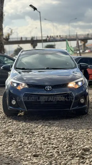 Toyota Corolla 2015 Gray