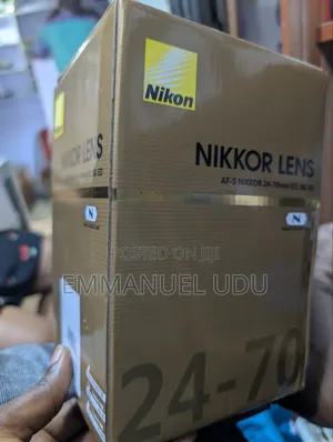 Nikon Lens 24-70 Mm