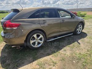 Toyota Venza 2011 Brown