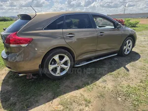 Toyota Venza 2011 Brown