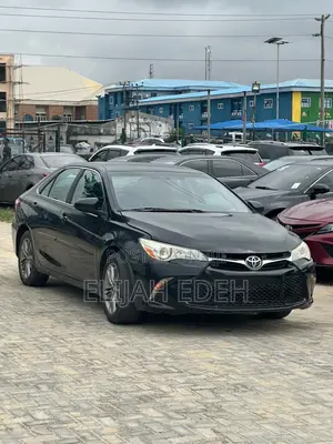 Toyota Camry SE 4dr Sedan (2.5L 4cyl 6A) 2017 Black