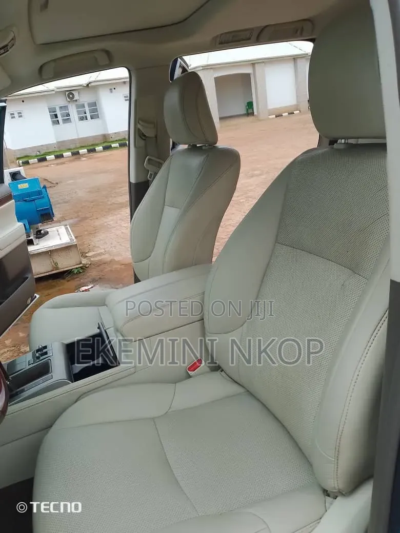 Lexus GX 460 2010 White