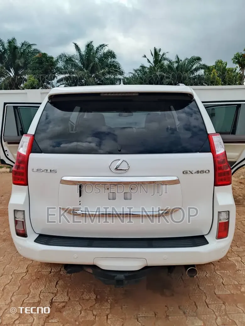 Lexus GX 460 2010 White