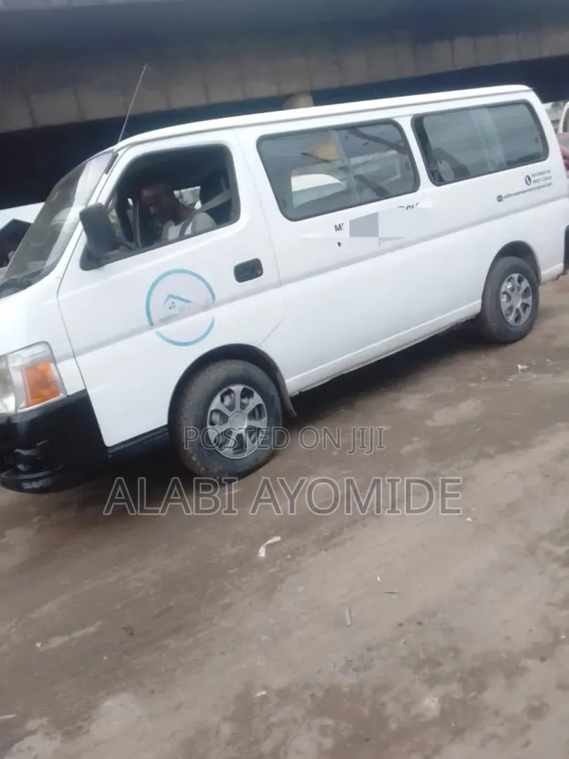 Nissan Caravan (Urvan) 2007 White