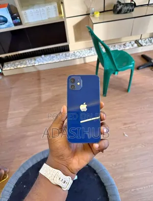 Apple iPhone 12 64 GB Blue