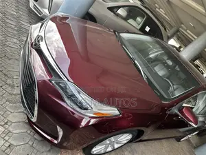 Toyota Avalon Limited 4dr Sedan (3.5L 6cyl 6A) 2014 Red