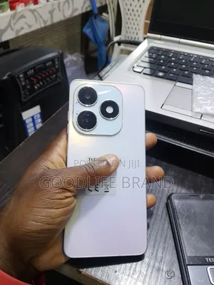 Tecno Spark 20 128 GB Gold