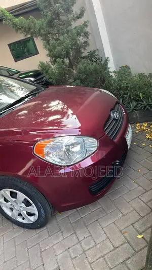 Hyundai Accent GLS 2010 Red