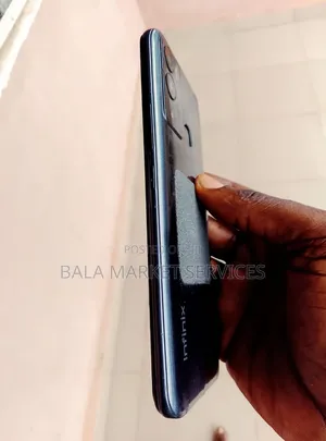 Infinix Hot 12i 64 GB Black