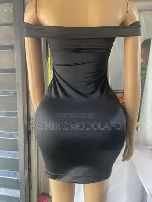 Off-Shoulder Fitted Gown (Size 6)