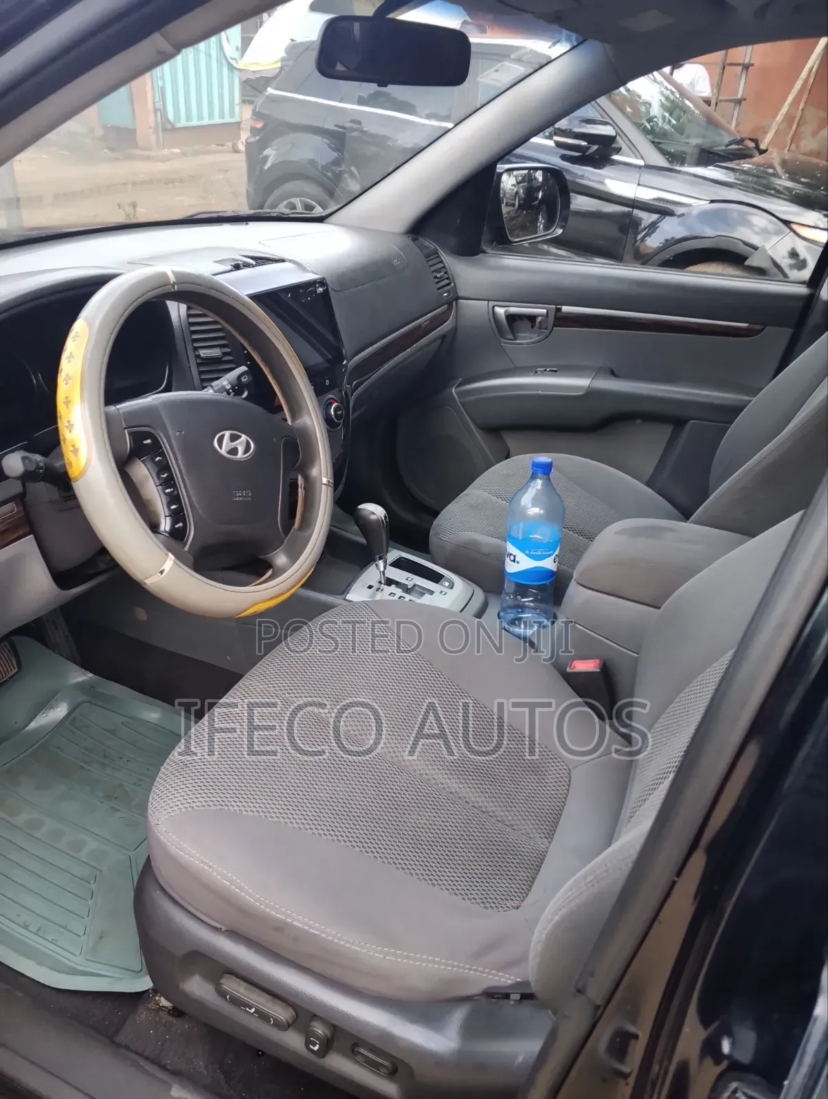 Hyundai Santa Fe 2012 Black