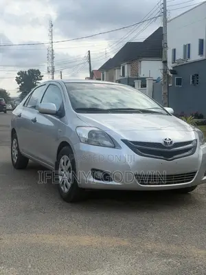Toyota Yaris 2009 Silver