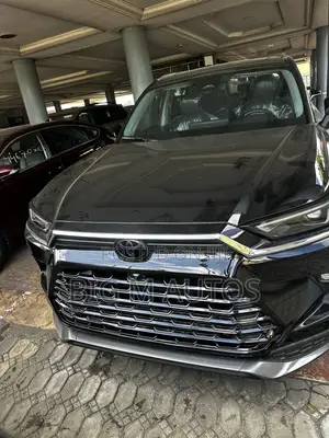 Toyota Grand Highlander Limited AWD 2024 Black